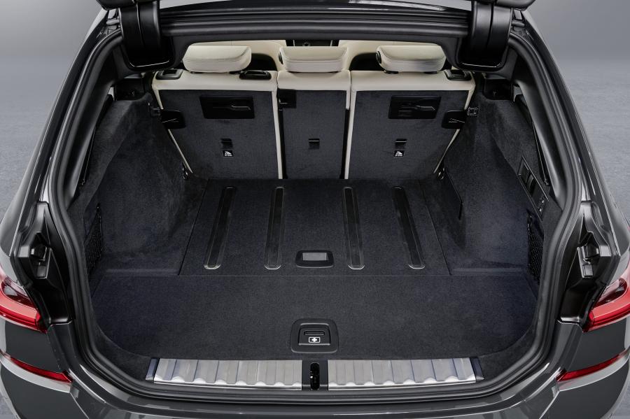 Багажник BMW 330i Touring M Sport (G21) 2019 года  (WW) (фото 31 из 93)